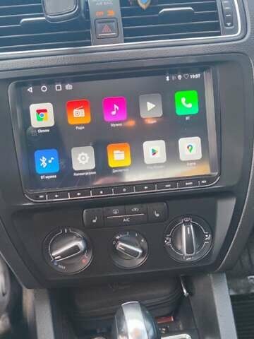 Белый Фольксваген Джетта, объемом двигателя 1.8 л и пробегом 164 тыс. км за 9350 $, фото 10 на Automoto.ua