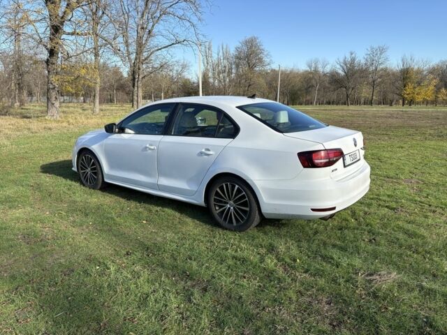 Белый Фольксваген Джетта, объемом двигателя 1.8 л и пробегом 177 тыс. км за 9000 $, фото 4 на Automoto.ua