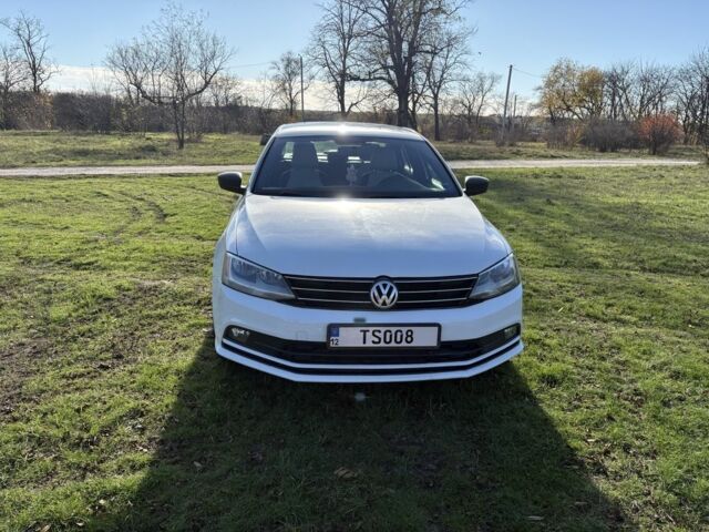 Белый Фольксваген Джетта, объемом двигателя 1.8 л и пробегом 177 тыс. км за 9000 $, фото 2 на Automoto.ua