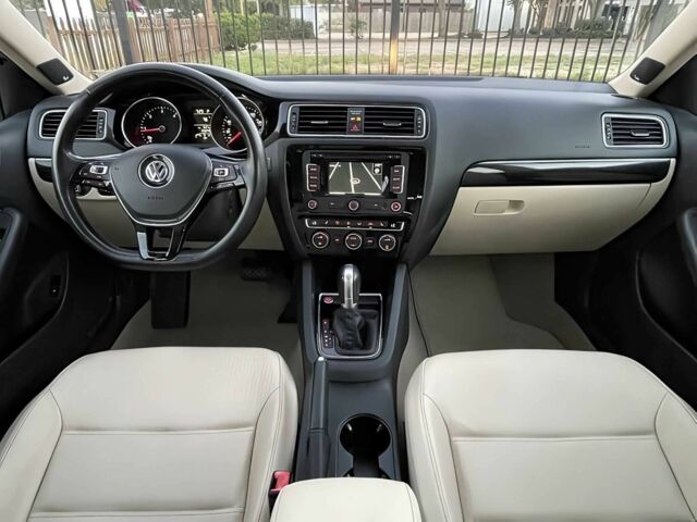 Белый Фольксваген Джетта, объемом двигателя 2 л и пробегом 76 тыс. км за 8300 $, фото 10 на Automoto.ua