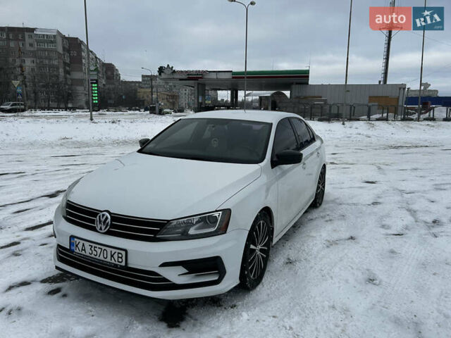 Белый Фольксваген Джетта, объемом двигателя 1.8 л и пробегом 180 тыс. км за 10999 $, фото 13 на Automoto.ua