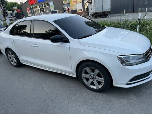 Фольксваген Джетта 2015 у Василькове на Automoto.ua Білий Фольксваген Джетта, об'ємом двигуна 2 л та пробігом 220 тис. км за 7800 $, фото 5 на Automoto.ua