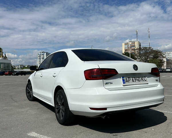 Белый Фольксваген Джетта, объемом двигателя 1.4 л и пробегом 255 тыс. км за 8000 $, фото 7 на Automoto.ua
