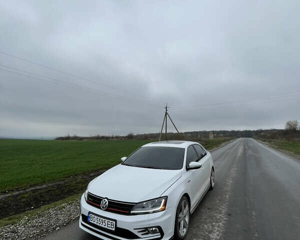 Білий Фольксваген Джетта, об'ємом двигуна 2 л та пробігом 134 тис. км за 12500 $, фото 18 на Automoto.ua