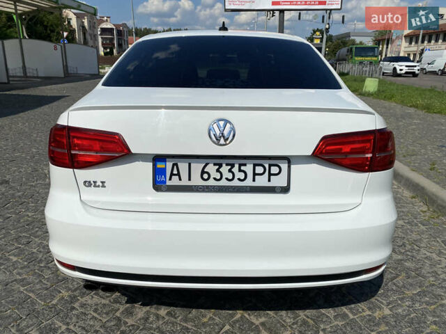 Фольксваген Джетта 2015 в Киеве на Automoto.ua Белый Фольксваген Джетта, объемом двигателя 2 л и пробегом 88 тыс. км за 9900 $, фото 7 на Automoto.ua