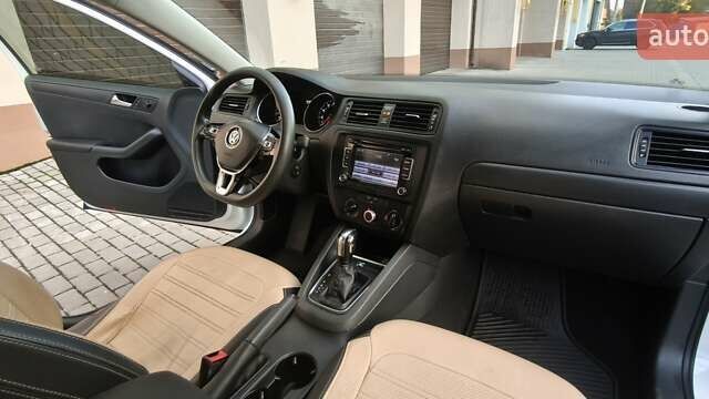 Белый Фольксваген Джетта, объемом двигателя 1.98 л и пробегом 143 тыс. км за 8999 $, фото 18 на Automoto.ua