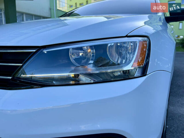 Белый Фольксваген Джетта, объемом двигателя 1.4 л и пробегом 195 тыс. км за 9000 $, фото 9 на Automoto.ua