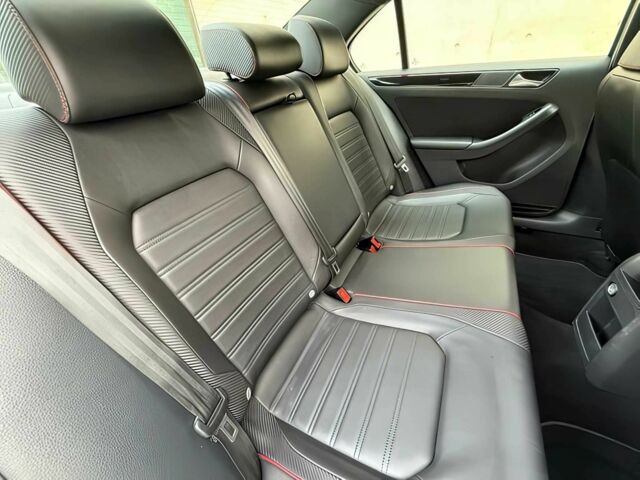 Белый Фольксваген Джетта, объемом двигателя 2 л и пробегом 73 тыс. км за 8000 $, фото 11 на Automoto.ua