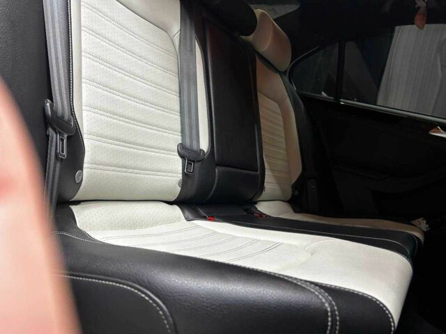 Белый Фольксваген Джетта, объемом двигателя 1.8 л и пробегом 177 тыс. км за 9750 $, фото 11 на Automoto.ua