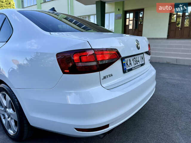 Белый Фольксваген Джетта, объемом двигателя 1.4 л и пробегом 195 тыс. км за 9000 $, фото 13 на Automoto.ua