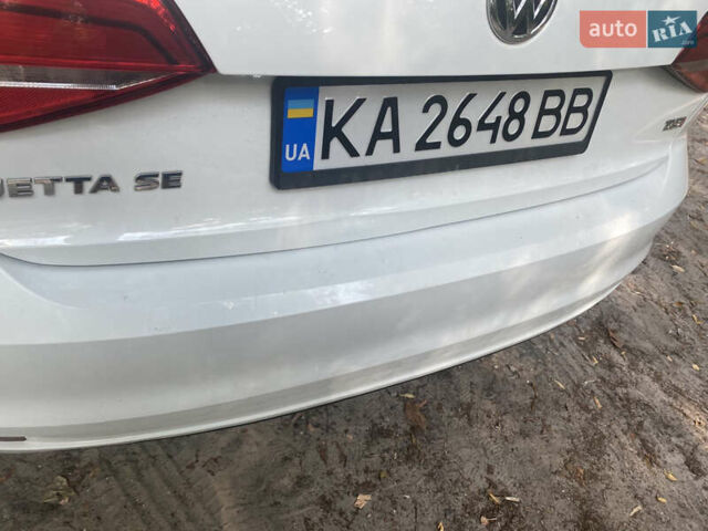 Белый Фольксваген Джетта, объемом двигателя 1.8 л и пробегом 115 тыс. км за 10800 $, фото 3 на Automoto.ua