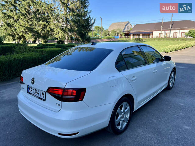 Белый Фольксваген Джетта, объемом двигателя 1.4 л и пробегом 195 тыс. км за 9000 $, фото 23 на Automoto.ua