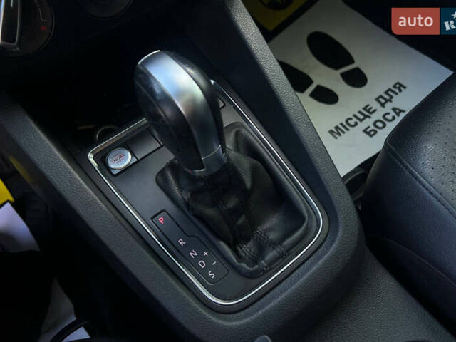 Фольксваген Джетта 2015 в Ивано-Франковске на Automoto.ua Белый Фольксваген Джетта, объемом двигателя 1.78 л и пробегом 201 тыс. км за 10700 $, фото 14 на Automoto.ua