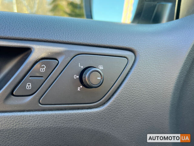 Белый Фольксваген Джетта, объемом двигателя 2 л и пробегом 178 тыс. км за 11100 $, фото 18 на Automoto.ua