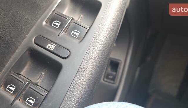 Белый Фольксваген Джетта, объемом двигателя 2 л и пробегом 158 тыс. км за 9300 $, фото 8 на Automoto.ua