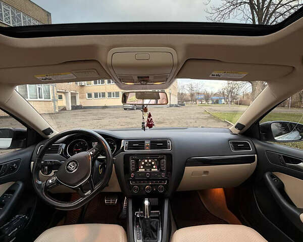 Белый Фольксваген Джетта, объемом двигателя 2 л и пробегом 160 тыс. км за 13000 $, фото 10 на Automoto.ua