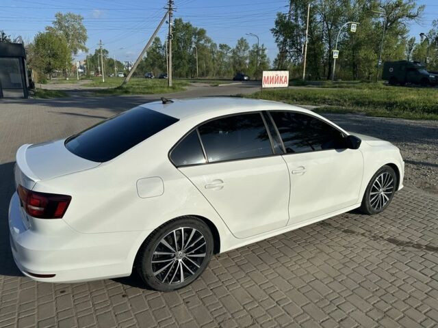 Білий Фольксваген Джетта, об'ємом двигуна 1.8 л та пробігом 173 тис. км за 10500 $, фото 3 на Automoto.ua