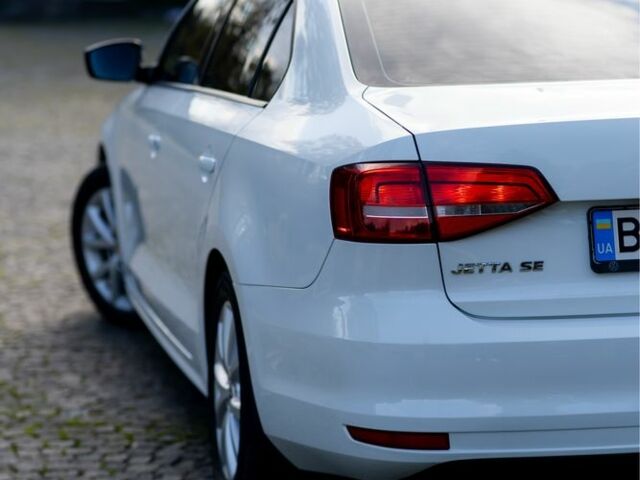 Белый Фольксваген Джетта, объемом двигателя 1.8 л и пробегом 196 тыс. км за 9300 $, фото 3 на Automoto.ua