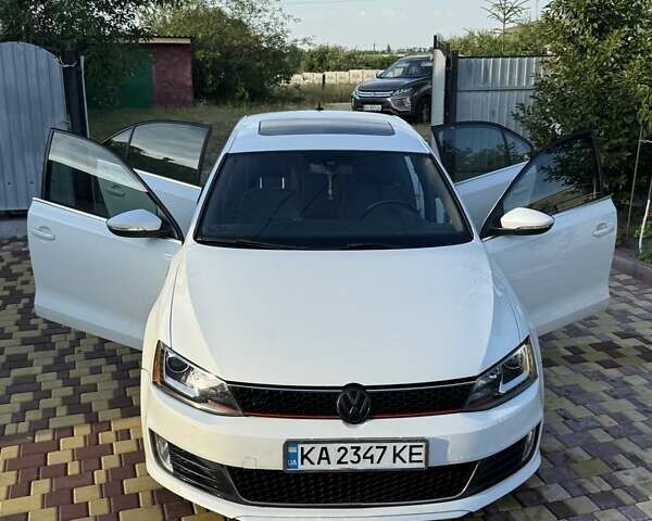 Белый Фольксваген Джетта, объемом двигателя 2 л и пробегом 163 тыс. км за 13500 $, фото 1 на Automoto.ua