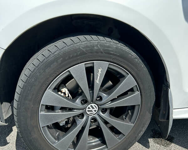 Белый Фольксваген Джетта, объемом двигателя 1.4 л и пробегом 255 тыс. км за 8000 $, фото 14 на Automoto.ua