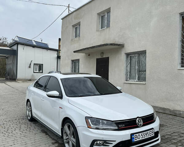Білий Фольксваген Джетта, об'ємом двигуна 2 л та пробігом 134 тис. км за 12500 $, фото 16 на Automoto.ua