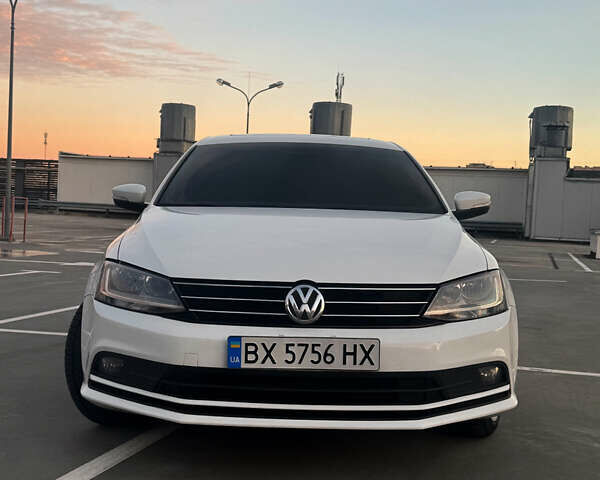 Белый Фольксваген Джетта, объемом двигателя 1.97 л и пробегом 181 тыс. км за 13800 $, фото 1 на Automoto.ua