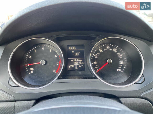 Белый Фольксваген Джетта, объемом двигателя 2 л и пробегом 321 тыс. км за 7400 $, фото 8 на Automoto.ua