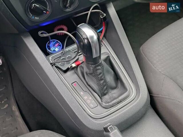 Білий Фольксваген Джетта, об'ємом двигуна 2 л та пробігом 118 тис. км за 10890 $, фото 24 на Automoto.ua