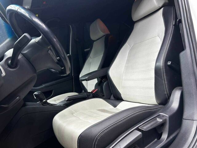 Белый Фольксваген Джетта, объемом двигателя 1.8 л и пробегом 177 тыс. км за 9750 $, фото 9 на Automoto.ua