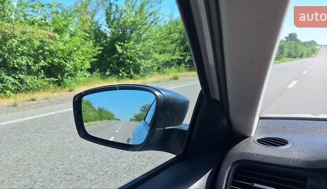 Белый Фольксваген Джетта, объемом двигателя 2 л и пробегом 158 тыс. км за 9300 $, фото 15 на Automoto.ua