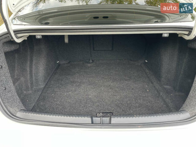 Білий Фольксваген Джетта, об'ємом двигуна 1.8 л та пробігом 151 тис. км за 11800 $, фото 24 на Automoto.ua