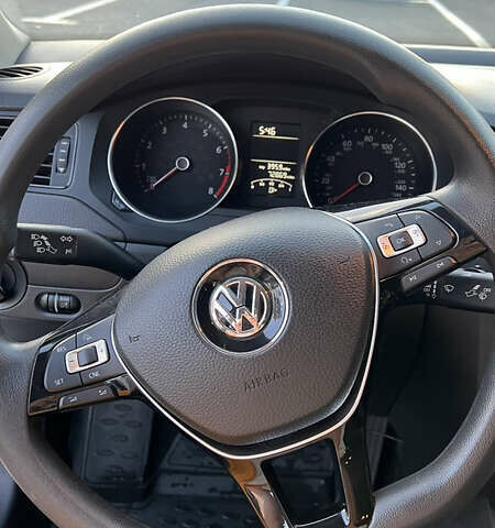 Білий Фольксваген Джетта, об'ємом двигуна 2 л та пробігом 117 тис. км за 10500 $, фото 4 на Automoto.ua