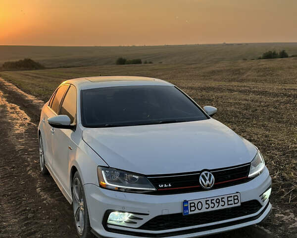 Білий Фольксваген Джетта, об'ємом двигуна 2 л та пробігом 134 тис. км за 12500 $, фото 7 на Automoto.ua