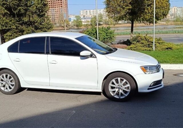 Белый Фольксваген Джетта, объемом двигателя 1.8 л и пробегом 200 тыс. км за 9500 $, фото 1 на Automoto.ua