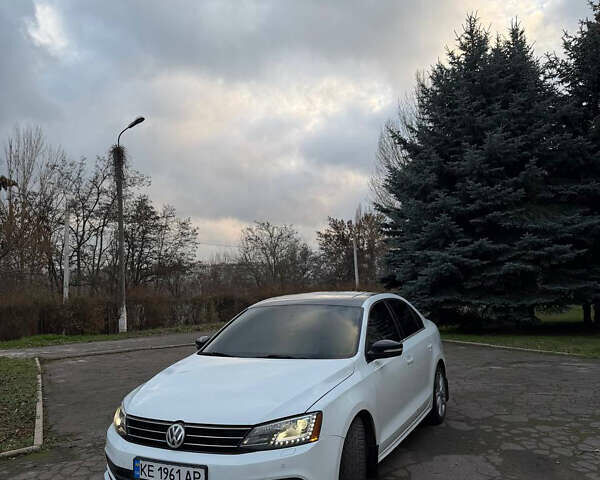Белый Фольксваген Джетта, объемом двигателя 2 л и пробегом 160 тыс. км за 13000 $, фото 1 на Automoto.ua