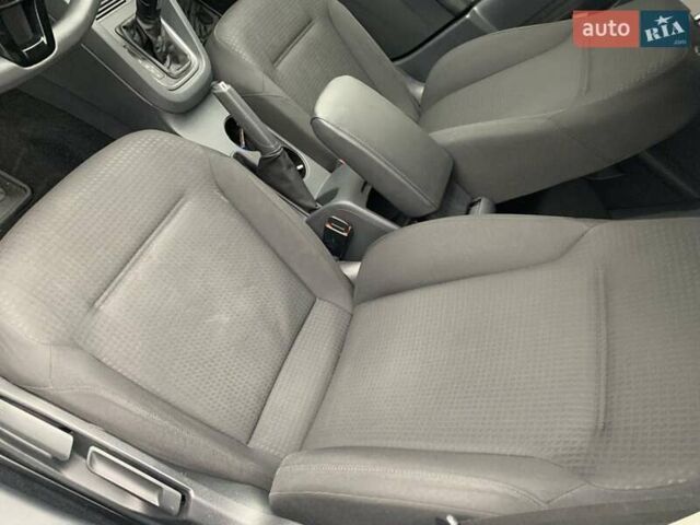 Белый Фольксваген Джетта, объемом двигателя 2 л и пробегом 120 тыс. км за 9900 $, фото 21 на Automoto.ua