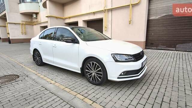 Белый Фольксваген Джетта, объемом двигателя 1.98 л и пробегом 143 тыс. км за 8999 $, фото 1 на Automoto.ua