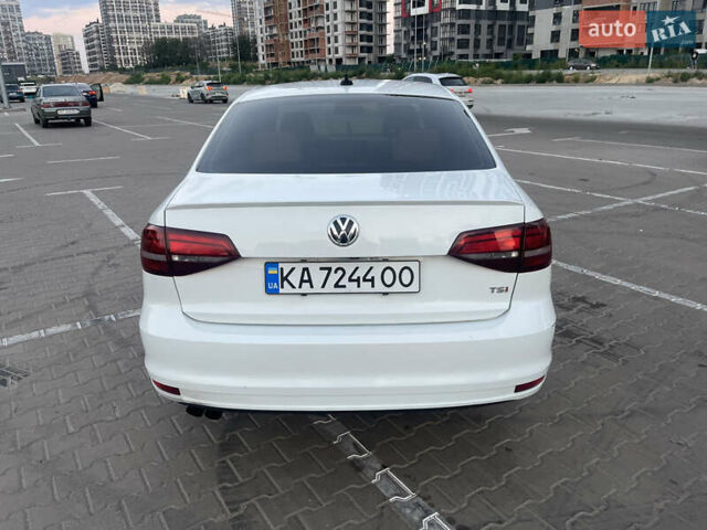 Белый Фольксваген Джетта, объемом двигателя 1.8 л и пробегом 187 тыс. км за 9900 $, фото 4 на Automoto.ua