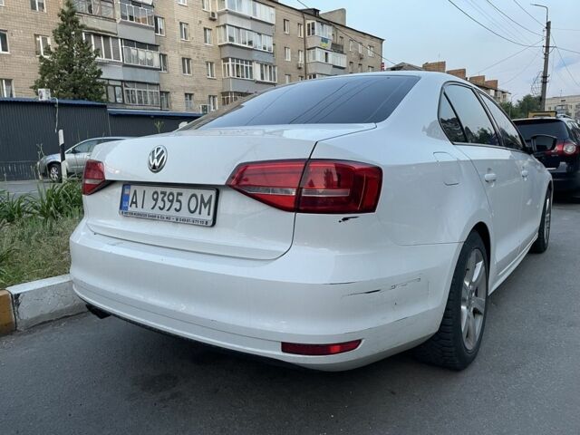 Фольксваген Джетта 2015 у Василькове на Automoto.ua Білий Фольксваген Джетта, об'ємом двигуна 2 л та пробігом 220 тис. км за 7800 $, фото 3 на Automoto.ua