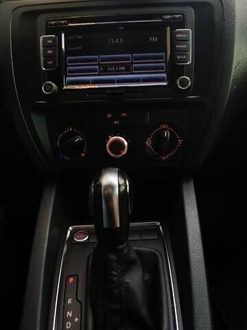 Белый Фольксваген Джетта, объемом двигателя 1.98 л и пробегом 143 тыс. км за 8999 $, фото 14 на Automoto.ua