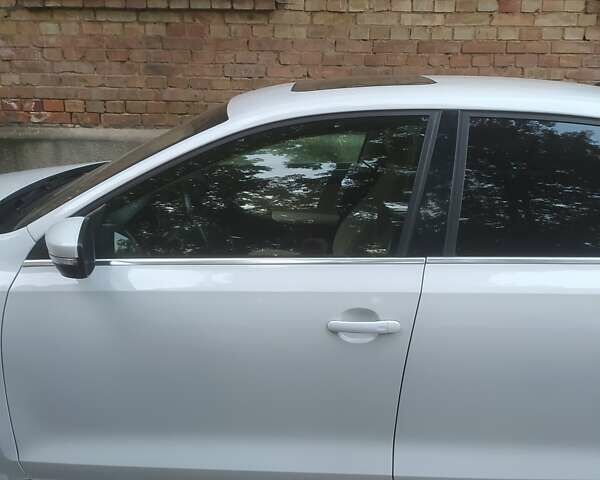 Білий Фольксваген Джетта, об'ємом двигуна 1.8 л та пробігом 177 тис. км за 10500 $, фото 1 на Automoto.ua