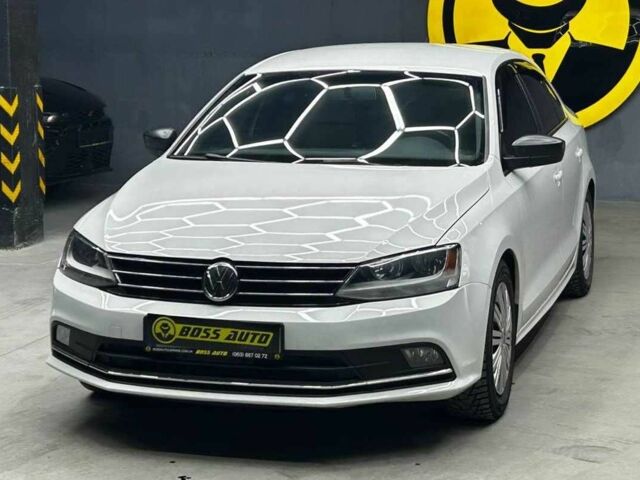 Белый Фольксваген Джетта, объемом двигателя 1.8 л и пробегом 177 тыс. км за 9750 $, фото 2 на Automoto.ua