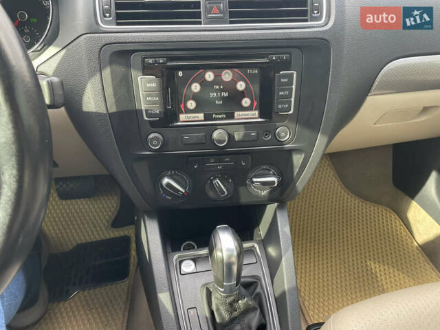 Білий Фольксваген Джетта, об'ємом двигуна 1.8 л та пробігом 151 тис. км за 11800 $, фото 14 на Automoto.ua