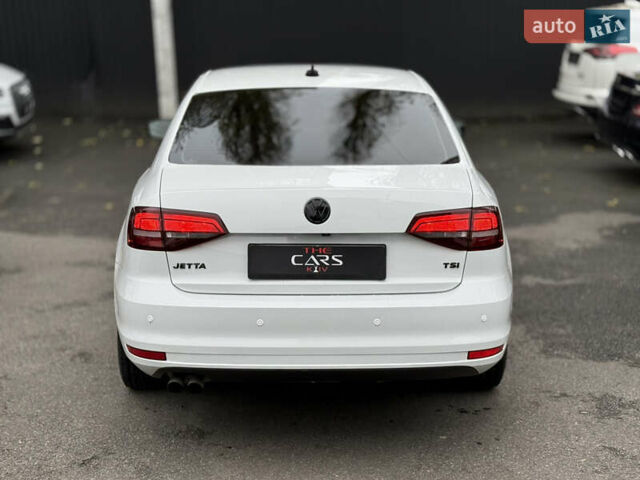 Белый Фольксваген Джетта, объемом двигателя 1.39 л и пробегом 145 тыс. км за 11000 $, фото 31 на Automoto.ua