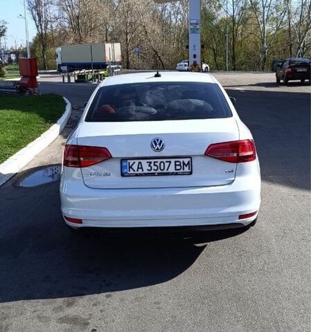 Белый Фольксваген Джетта, объемом двигателя 1.8 л и пробегом 200 тыс. км за 9500 $, фото 3 на Automoto.ua