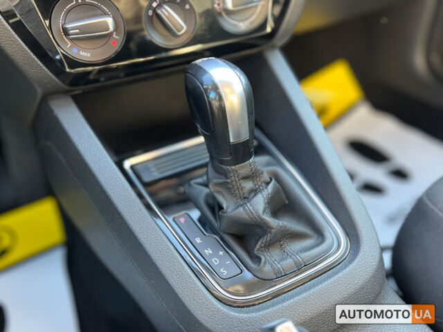 Белый Фольксваген Джетта, объемом двигателя 2 л и пробегом 178 тыс. км за 11100 $, фото 13 на Automoto.ua