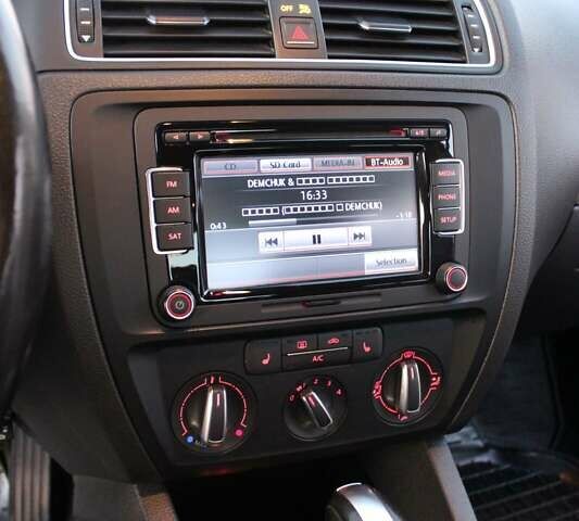 Білий Фольксваген Джетта, об'ємом двигуна 1.8 л та пробігом 158 тис. км за 11600 $, фото 28 на Automoto.ua