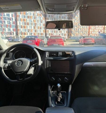 Белый Фольксваген Джетта, объемом двигателя 1.8 л и пробегом 230 тыс. км за 8700 $, фото 14 на Automoto.ua