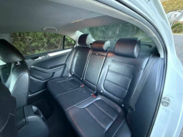 Белый Фольксваген Джетта, объемом двигателя 1.8 л и пробегом 73 тыс. км за 3500 $, фото 9 на Automoto.ua