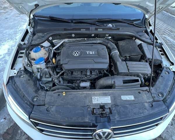 Білий Фольксваген Джетта, об'ємом двигуна 1.8 л та пробігом 153 тис. км за 10300 $, фото 3 на Automoto.ua